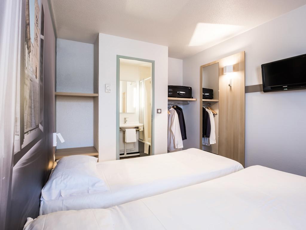 Hotel Centre 2*